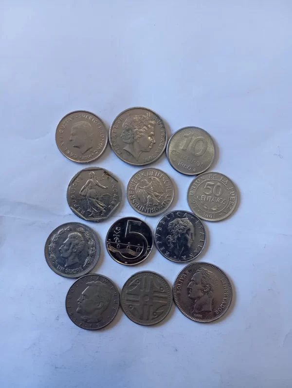 12 Monedas Extranjeras 12 Países Diferentes ( S6 (Usado) - Imagen 2