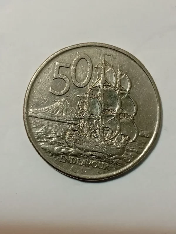 Moneda New Zelanda 50 Cents 1988 Endevour Grande (&1219 (Usado) - Imagen 2